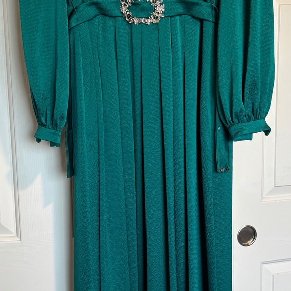 Luxury gown - Picture 14 of 15